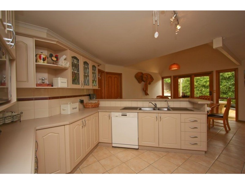 64 Wyatt Road, Burnside SA 5066