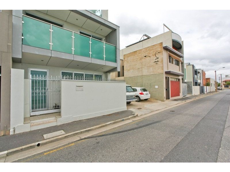 14 Crowther Street, Adelaide SA 5000