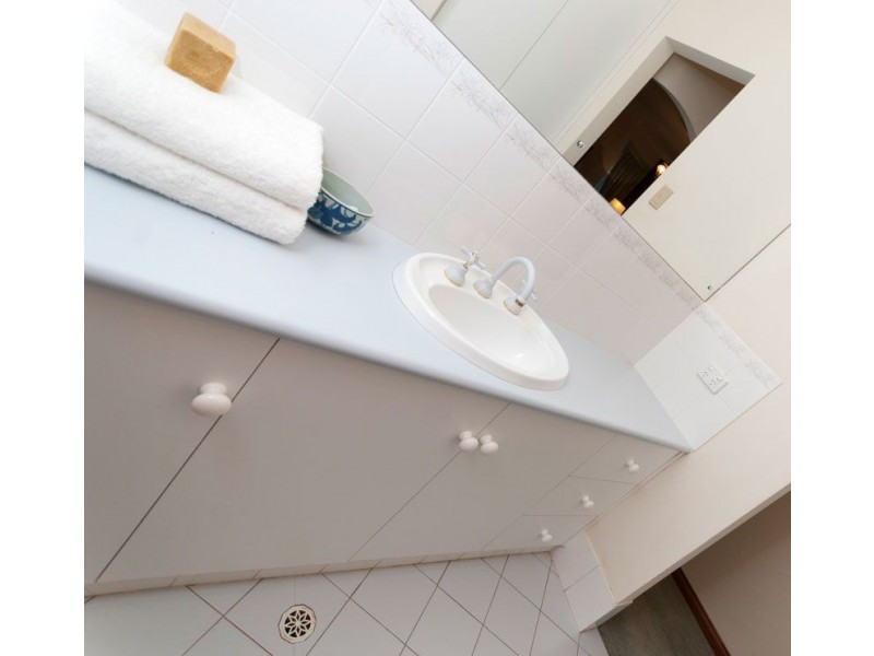 10 Carruth Road, Torrens Park SA 5062