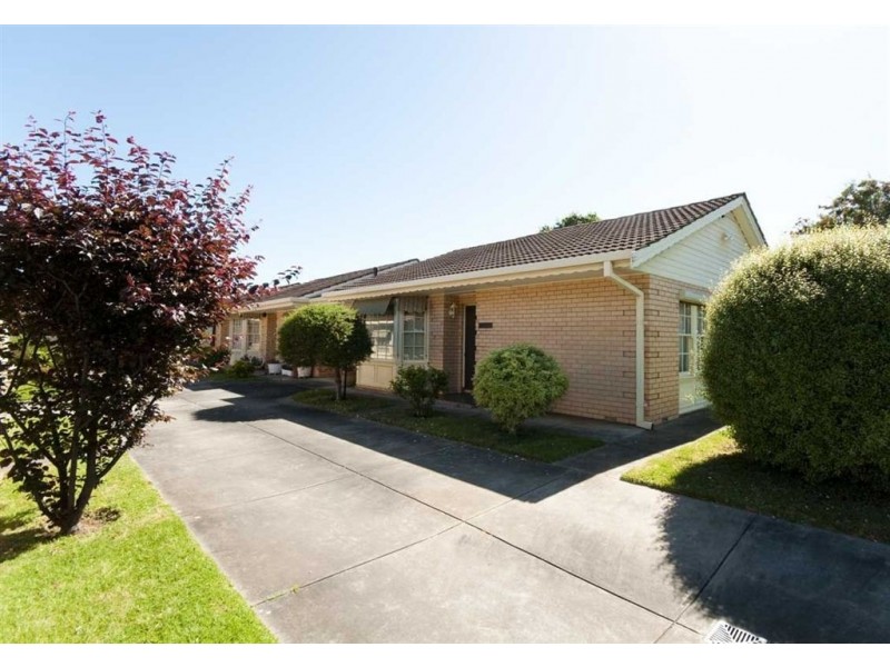 1/9 North Parade, Kingswood SA 5062