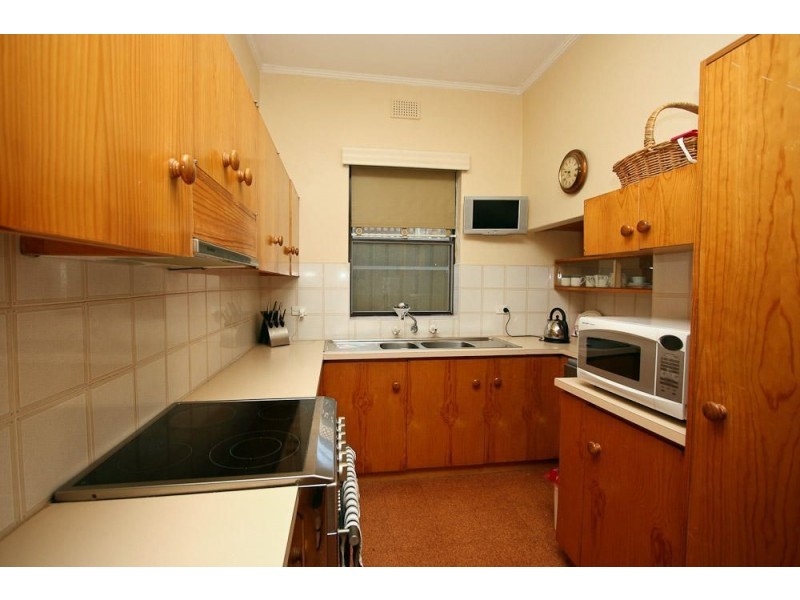 3 Rothesay Avenue, Hazelwood Park SA 5066