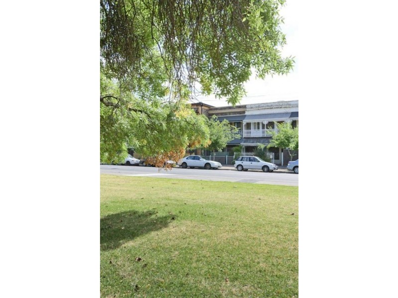 30 Whitmore Square, Adelaide SA 5000