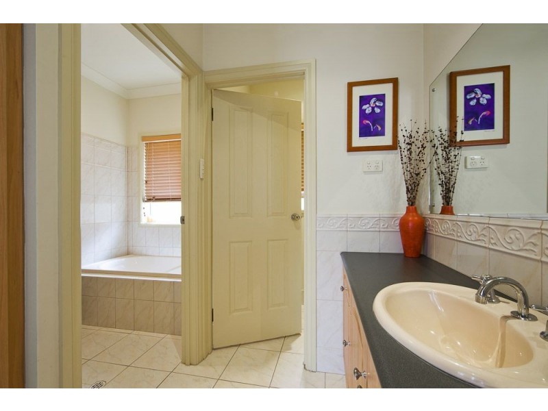 14A Hilltop Avenue, Felixstow SA 5070