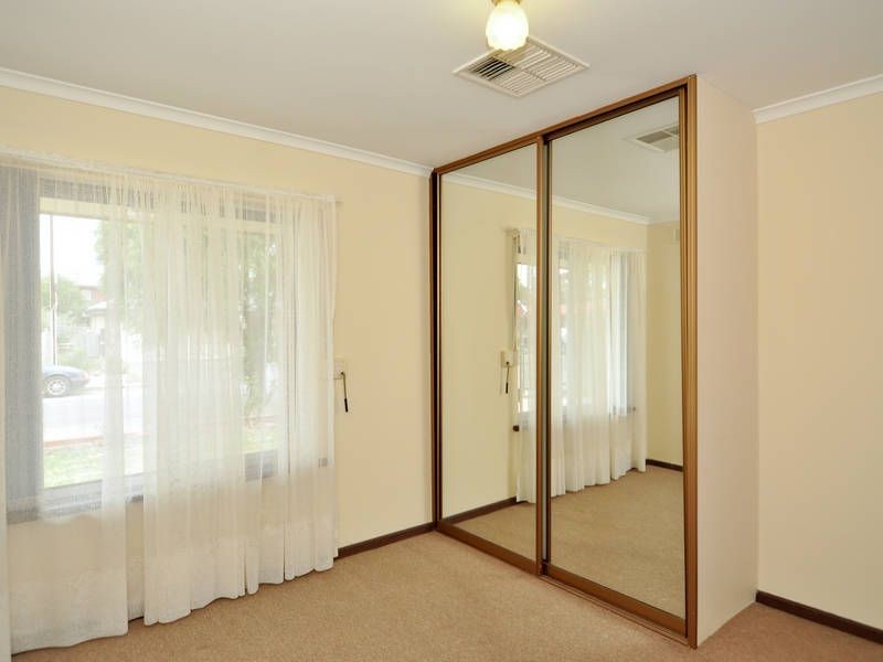 2/11 Daws Road, Mitchell Park SA 5043
