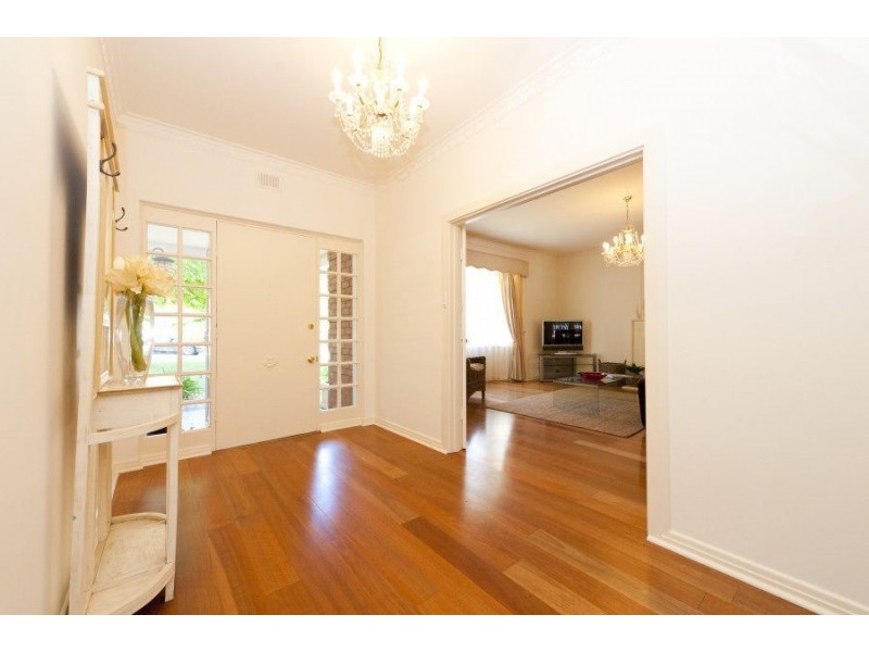 3 Ilfracombe Drive, Wattle Park SA 5066