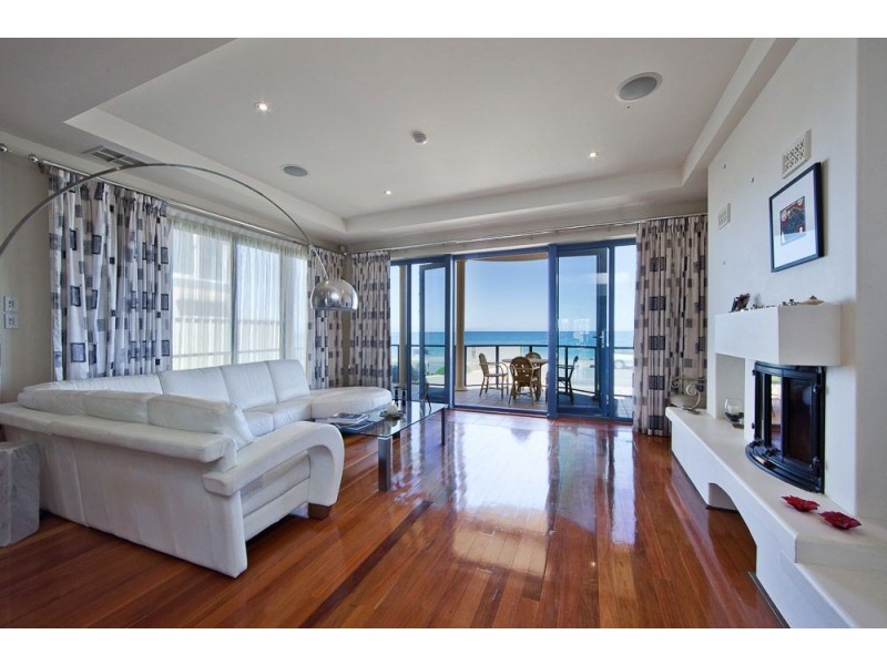 45 North Esplanade, Glenelg North SA 5045