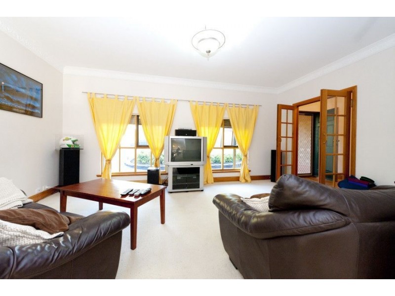 27 Gurrs Road, Beulah Park SA 5067