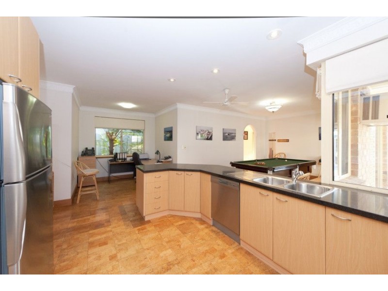 27 Gurrs Road, Beulah Park SA 5067