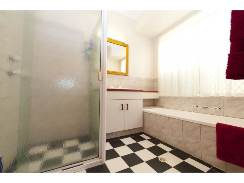 27 Gurrs Road, Beulah Park SA 5067