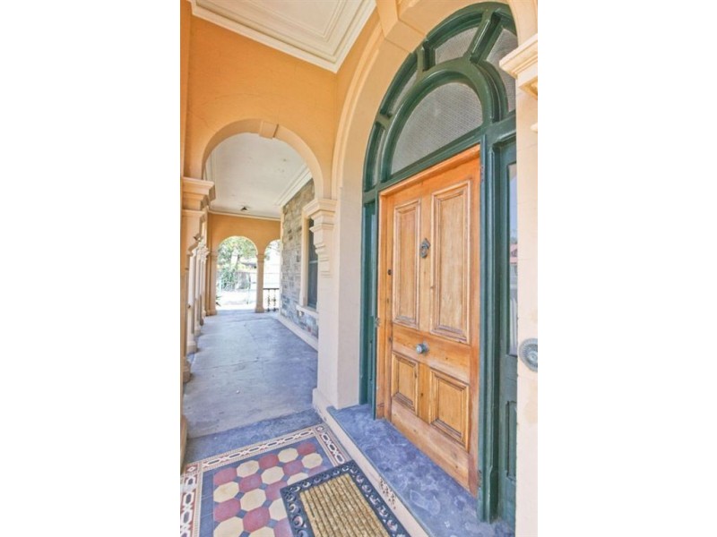 5 Robert Street, Glenelg South SA 5045