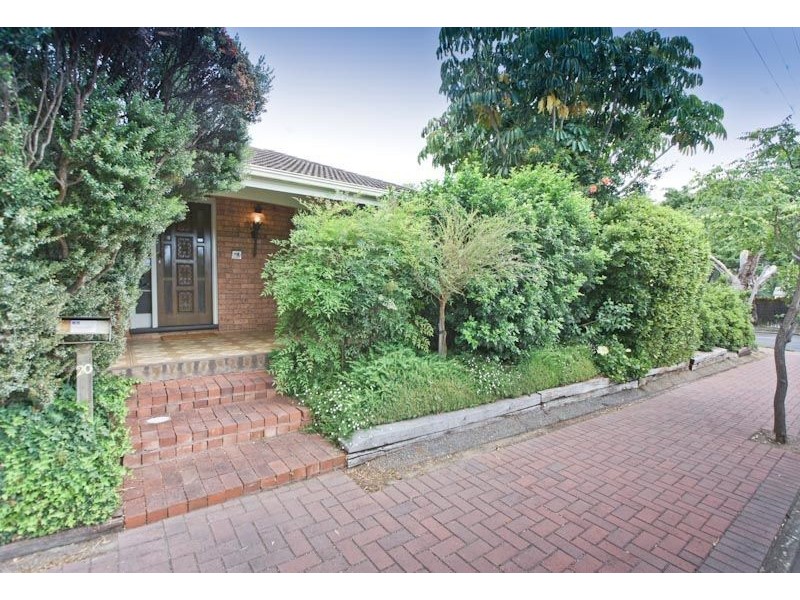 20 Brook Avenue, Glen Osmond SA 5064