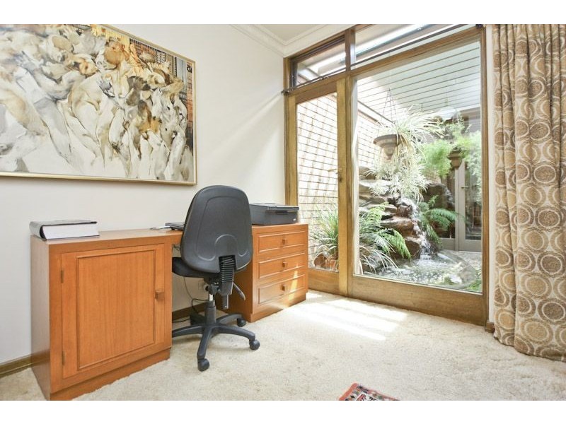 20 Brook Avenue, Glen Osmond SA 5064