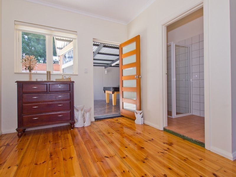 7 Stewart Avenue, Glenelg North SA 5045