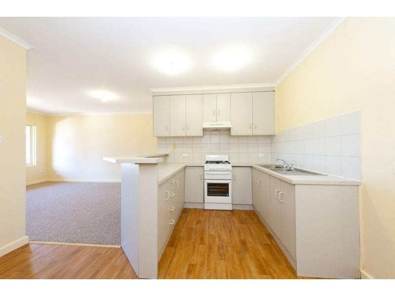 10/11 Royal Place, Adelaide SA 5000