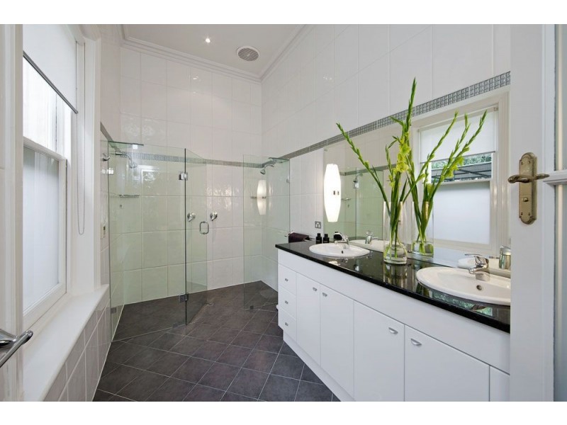 12 Balham Avenue, Kingswood SA 5062