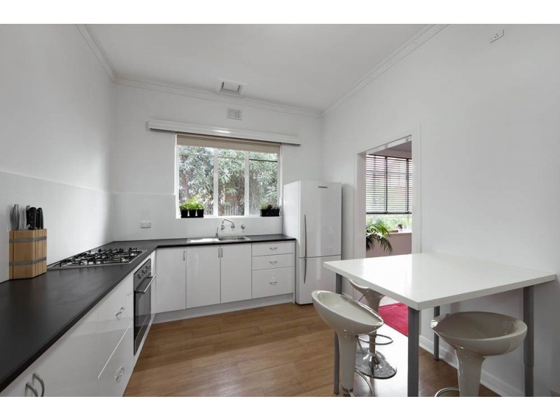 5 Fife Street, Woodville South SA 5011