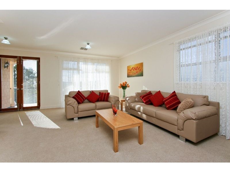 8 Warriparinga Avenue, Craigburn Farm SA 5051