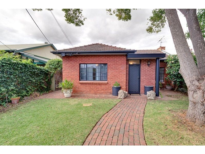 61 Eighth Avenue, St Peters SA 5069