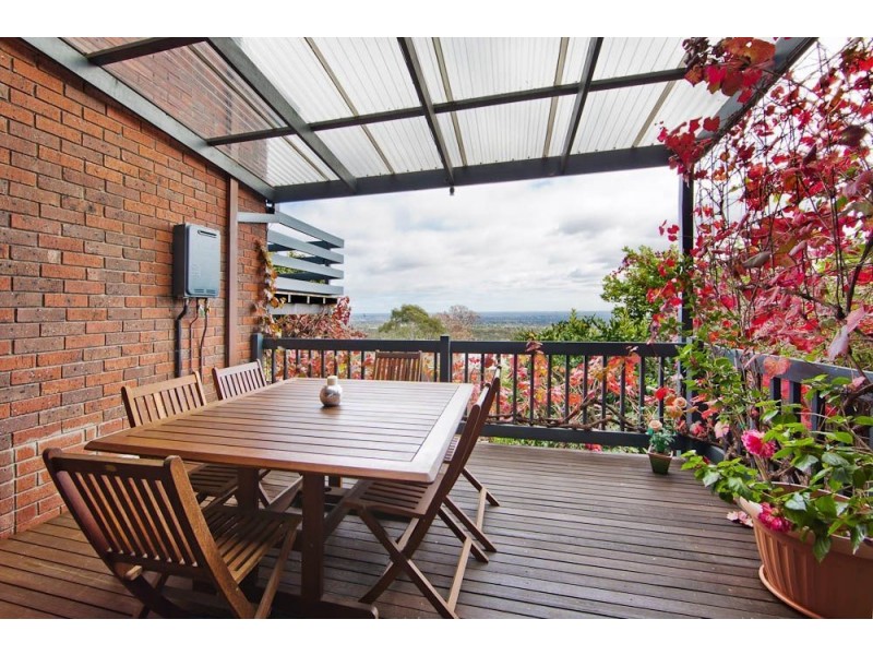 10 Redounau Crescent, Wattle Park SA 5066