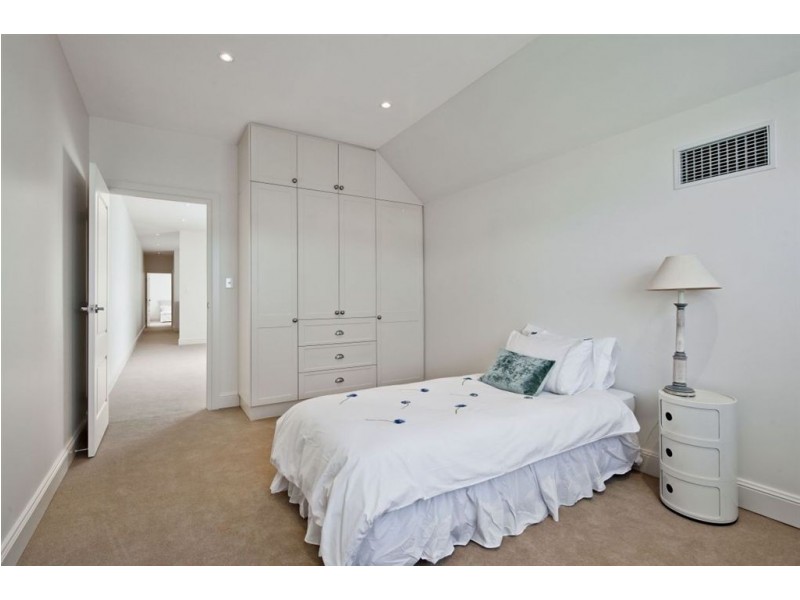 35 Kenilworth Road, Parkside SA 5063