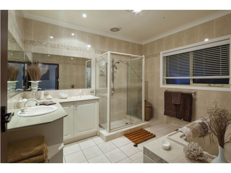 228 Seaview Road, Henley Beach South SA 5022