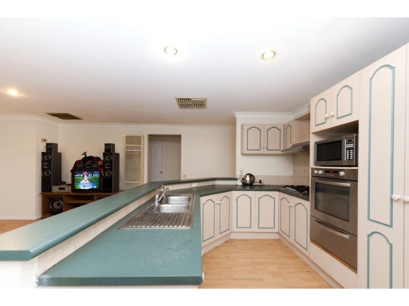 41 Bristol Terrace, Oakden SA 5086