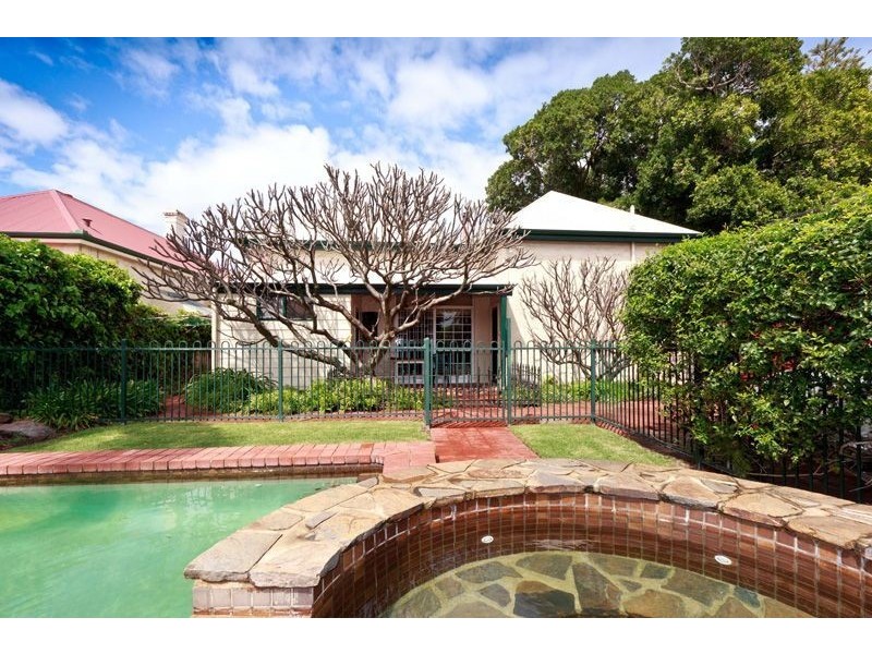 9 Augusta Street, Glenelg SA 5045