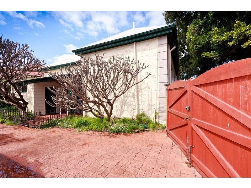 9 Augusta Street, Glenelg SA 5045