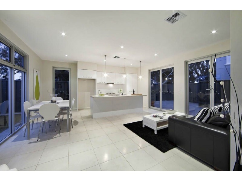 31 Sutton Avenue, Seacombe Gardens SA 5047