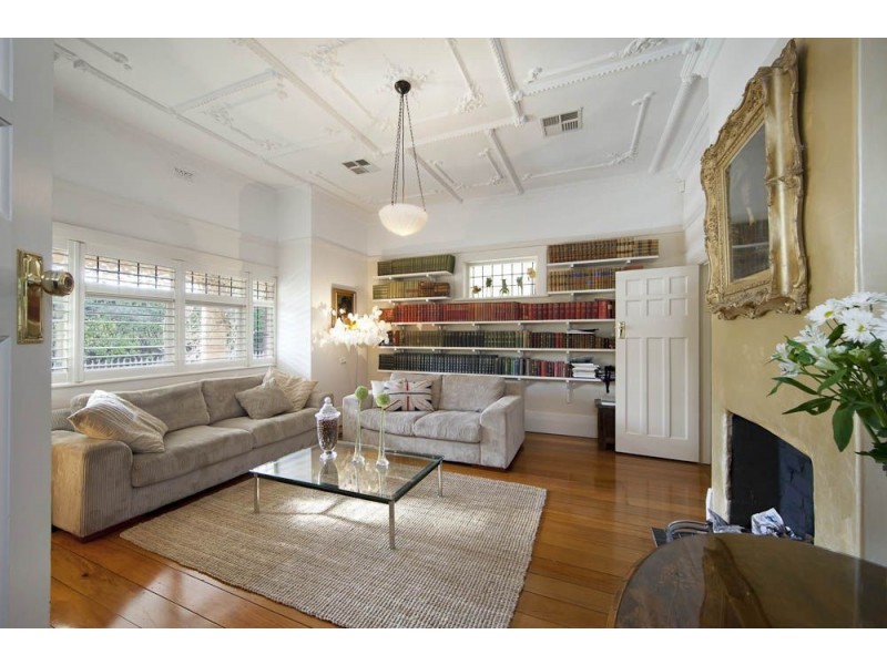 404 The Parade (Corner of Myall Avenue), Kensington Gardens SA 5068