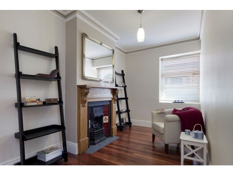 9 Robsart Street, Parkside SA 5063