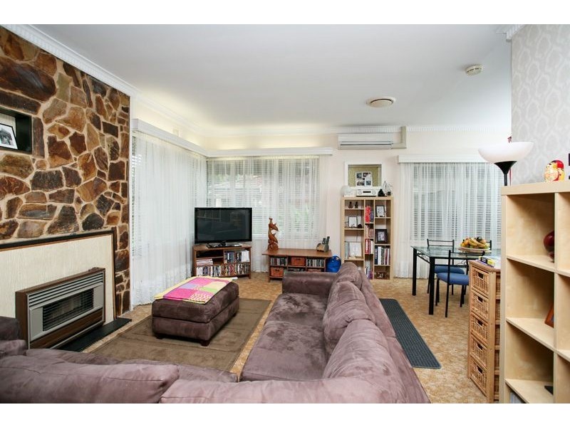 12 Canterbury Avenue, Trinity Gardens SA 5068