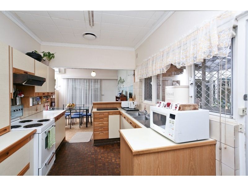 12 Canterbury Avenue, Trinity Gardens SA 5068