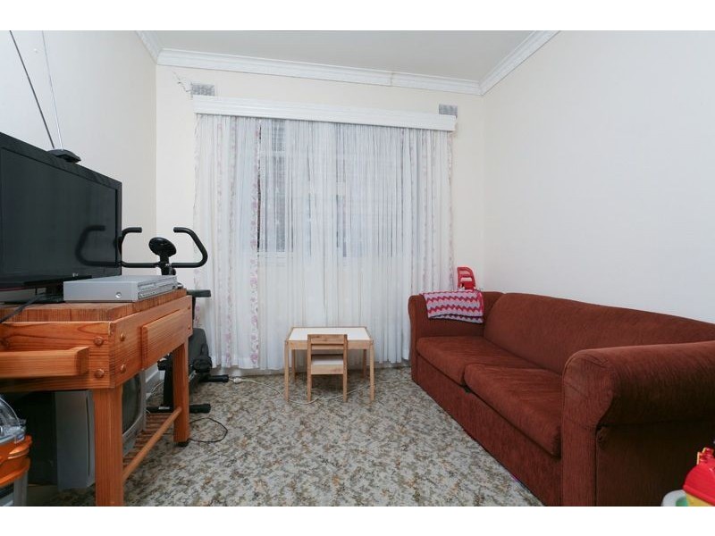12 Canterbury Avenue, Trinity Gardens SA 5068