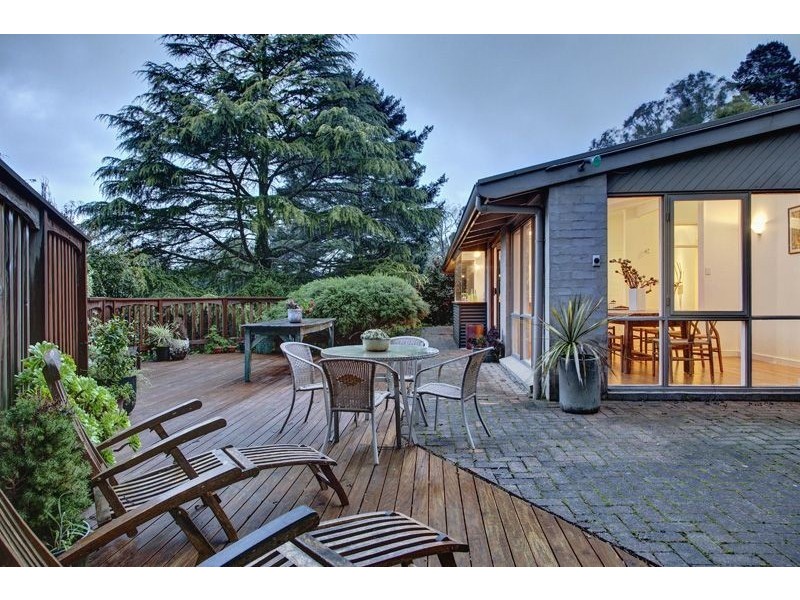 11 Valley Side Drive, Crafers SA 5152