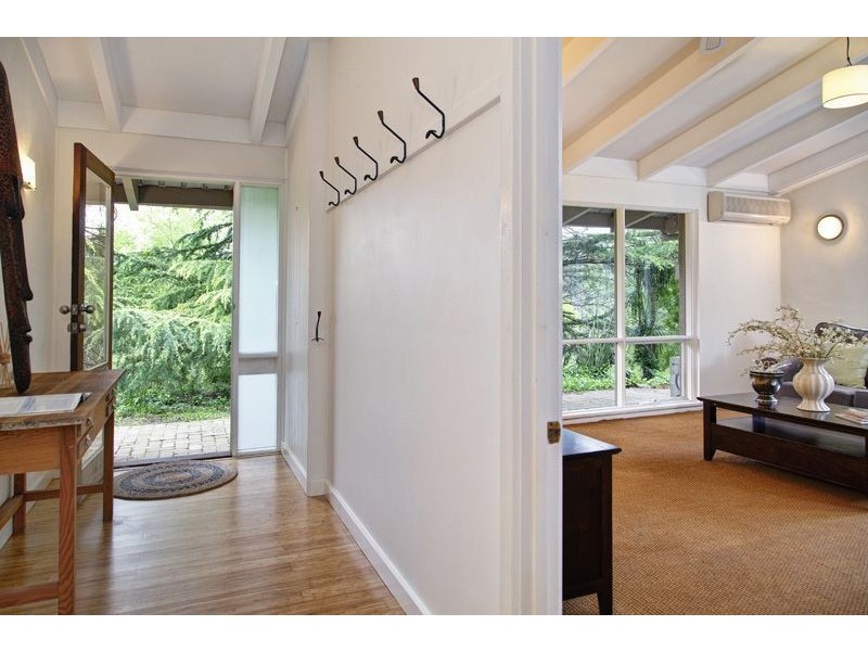 11 Valley Side Drive, Crafers SA 5152