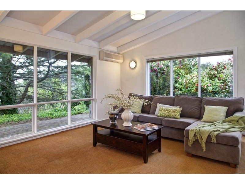 11 Valley Side Drive, Crafers SA 5152