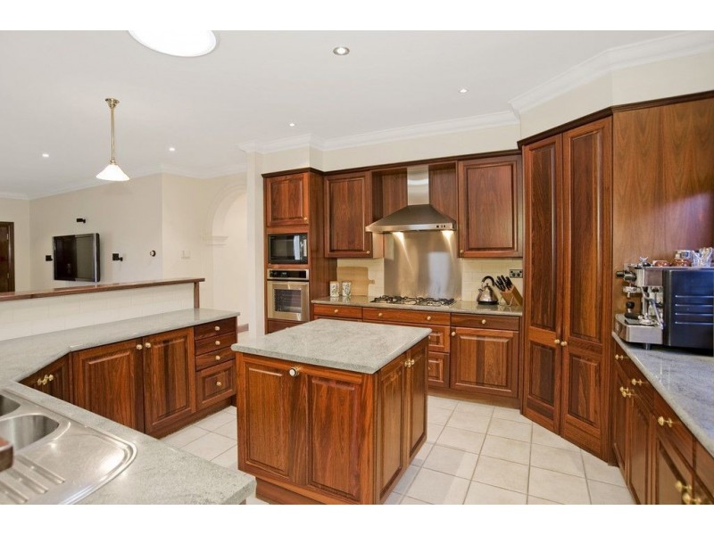 10 Caroline Drive, Allenby Gardens SA 5009