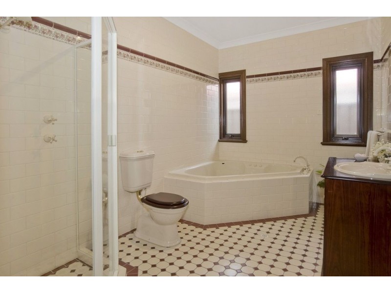 10 Caroline Drive, Allenby Gardens SA 5009