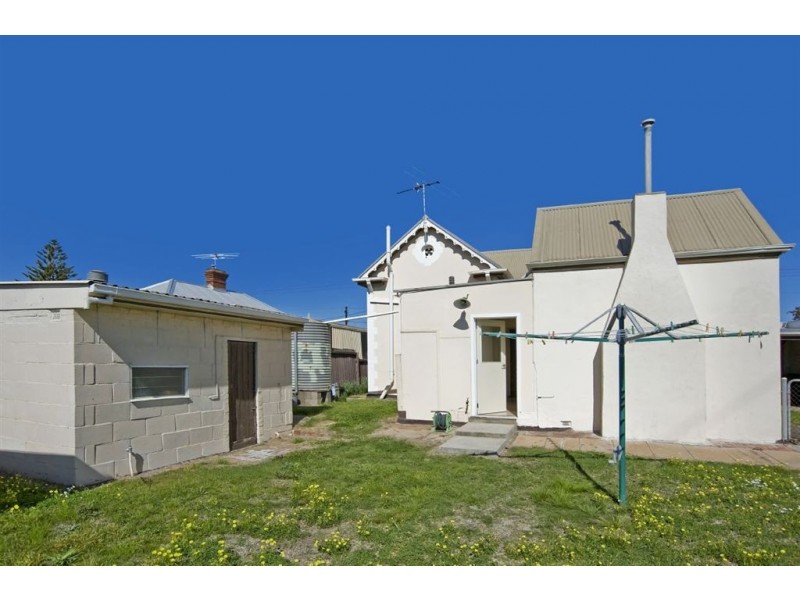 7 Walker Street, Birkenhead SA 5015