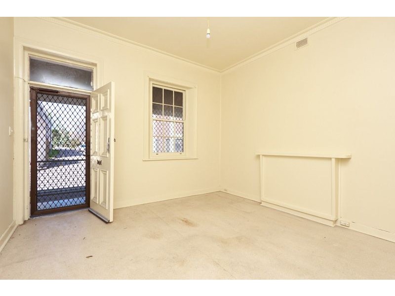 28 Vinrace Street, Adelaide SA 5000