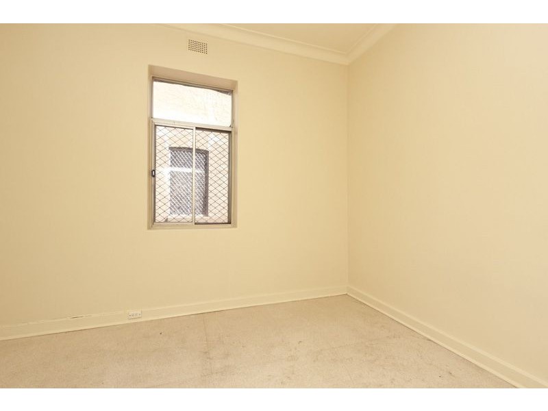 28 Vinrace Street, Adelaide SA 5000