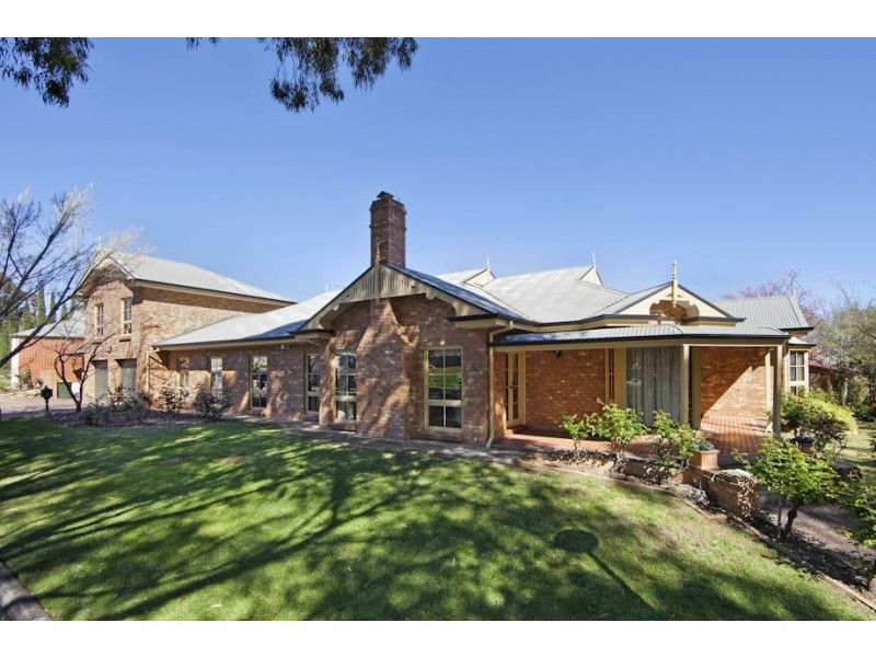 5 McCabe Court, Rostrevor SA 5073