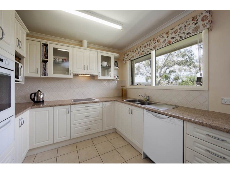 28 Dryandra Drive, Belair SA 5052