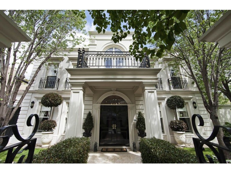 6 Olde Coach Lane, Glen Osmond SA 5064