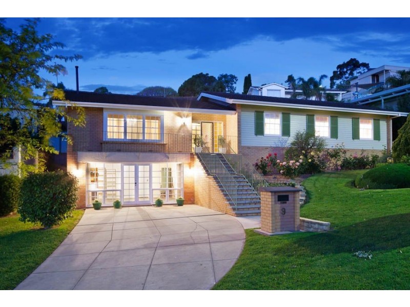 9 Woodhouse Crescent, Wattle Park SA 5066