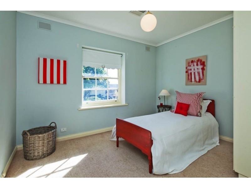 9 Woodhouse Crescent, Wattle Park SA 5066
