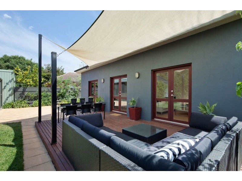 16 Arnold Street, Kingswood SA 5062