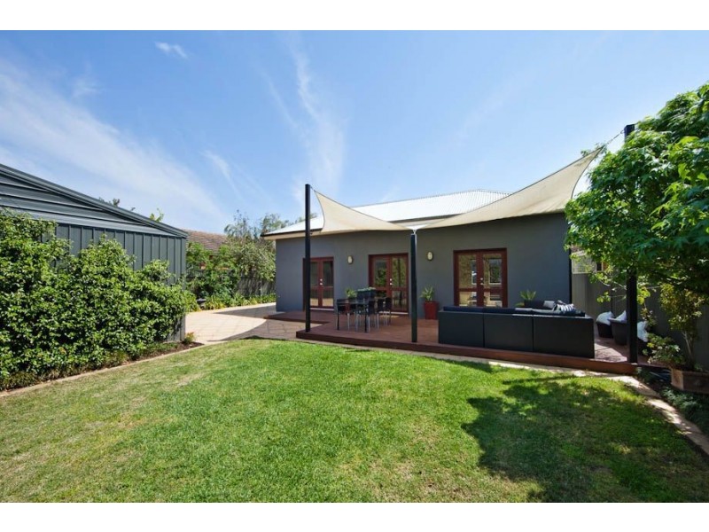 16 Arnold Street, Kingswood SA 5062