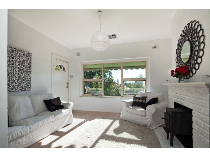 8 Burton Avenue, Beaumont SA 5066